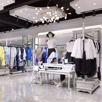 亨奴19春夏高端品牌 浪漫时尚T恤连衣裙女装，品牌折扣批发走份货源曝光